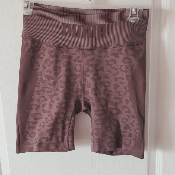 PUMA Women's Mauve Leopard Bike Shorts Size Small - Picture 4 of 8